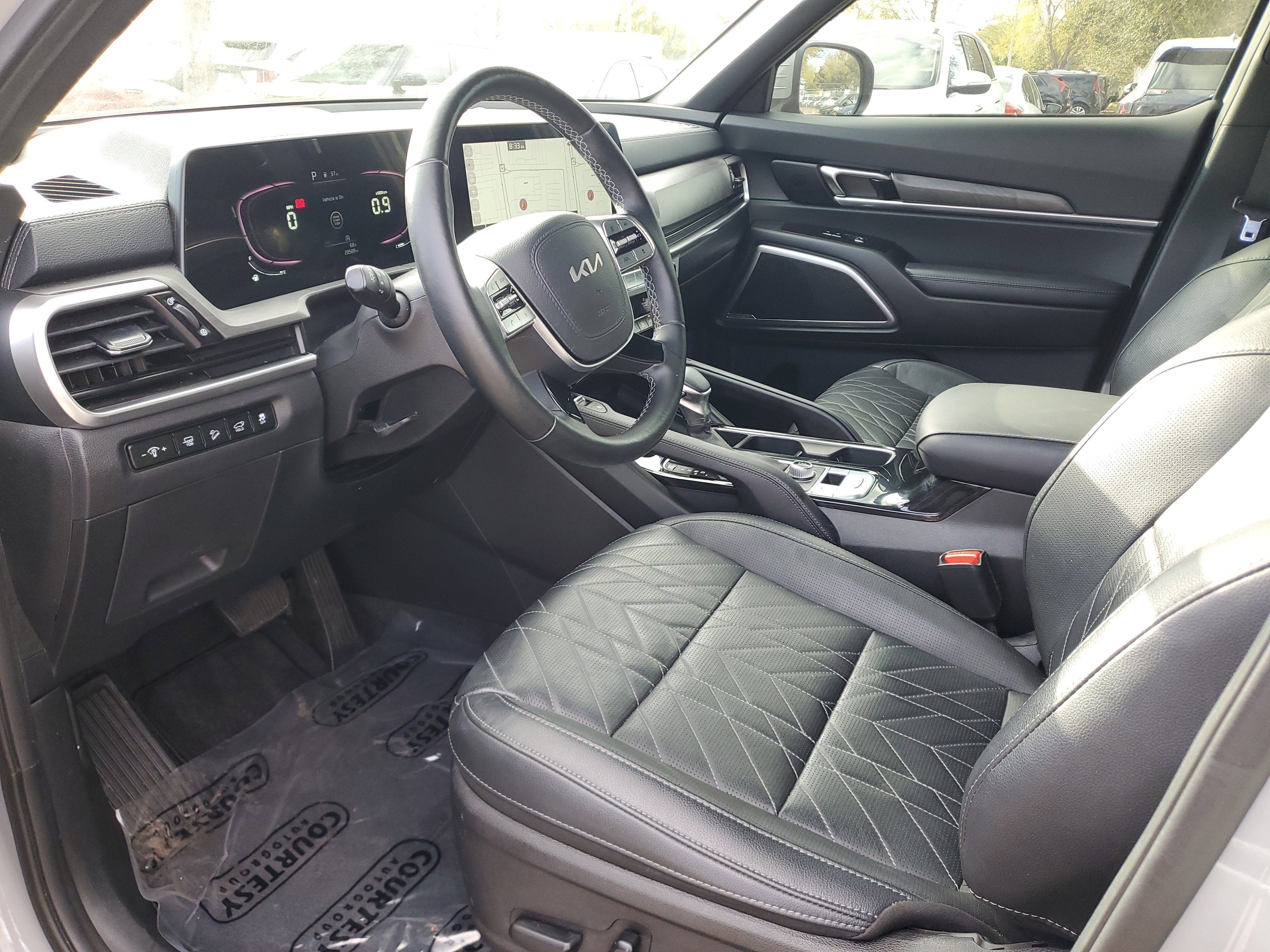 Used 2023 Kia Telluride EX X-Line image 19