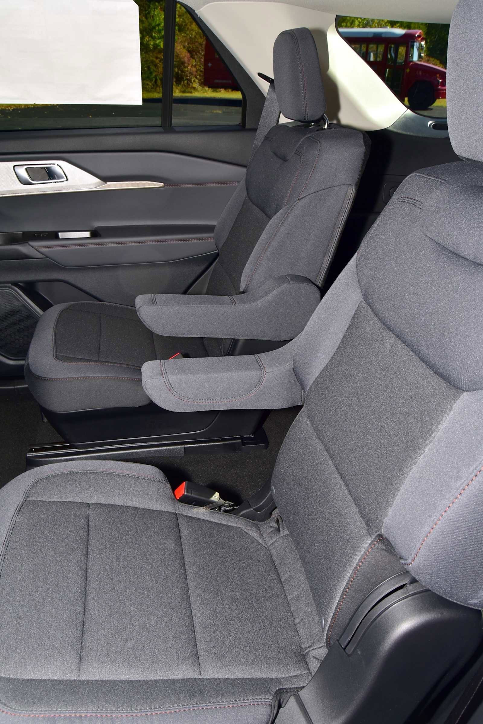 New 2026 Ford Explorer Active image 31