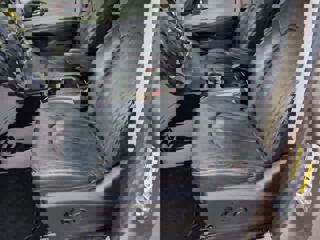 Used 2018 Chrysler Pacifica Touring-L Plus w/ Advanced Safetytec Group image 16