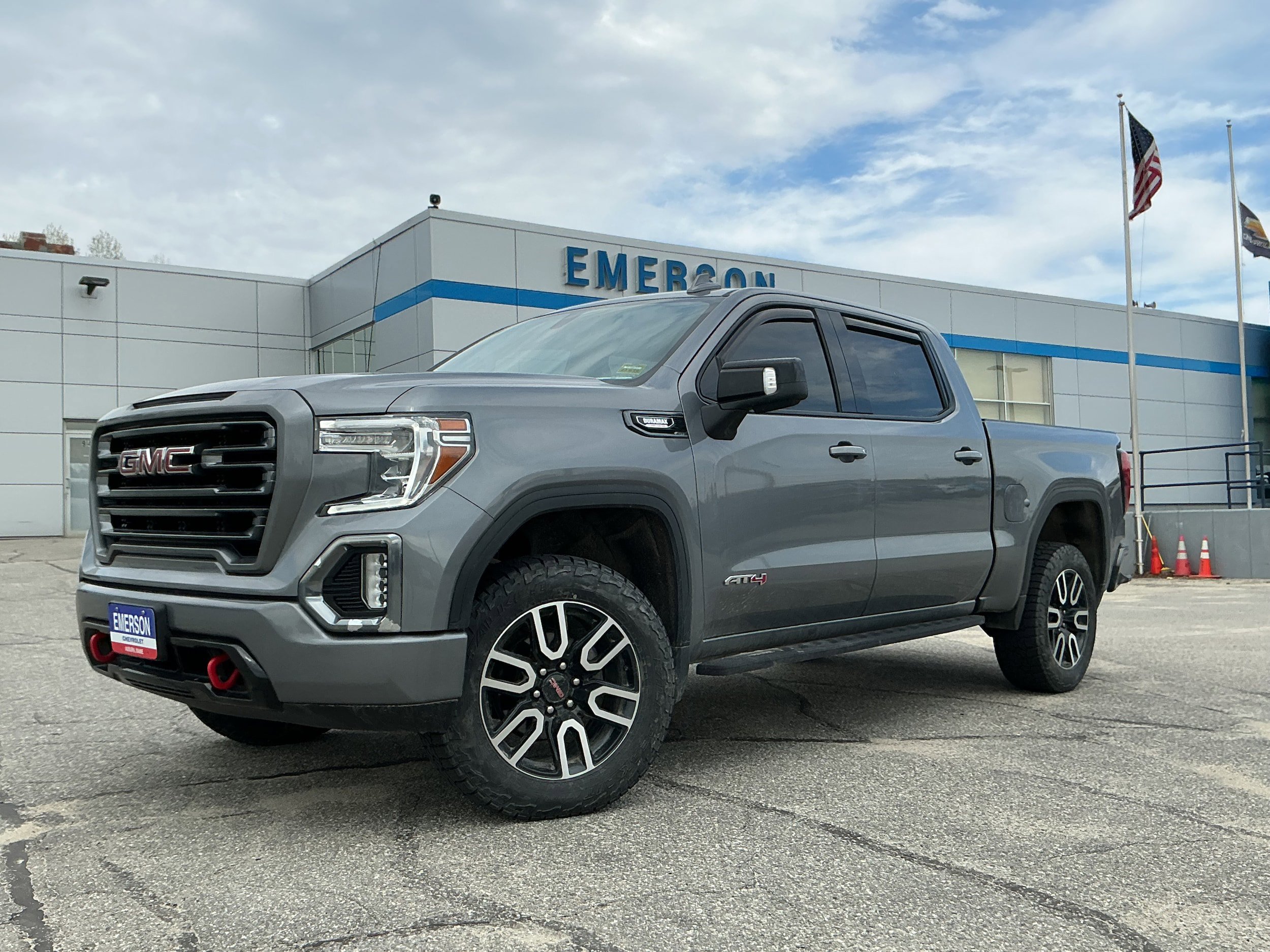 Used 2022 GMC Sierra 1500 AT4 w/ AT4 Preferred Package AWD/4WD image 1