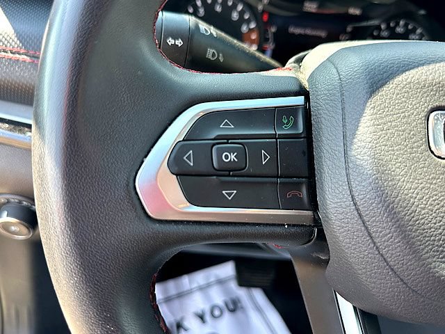 Used 2025 Jeep Compass Trailhawk AWD/4WD image 18