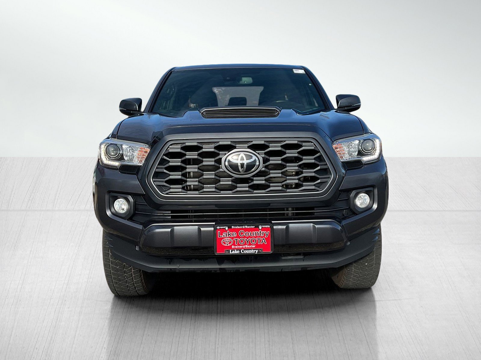 Used 2020 Toyota Tacoma TRD Sport image 8