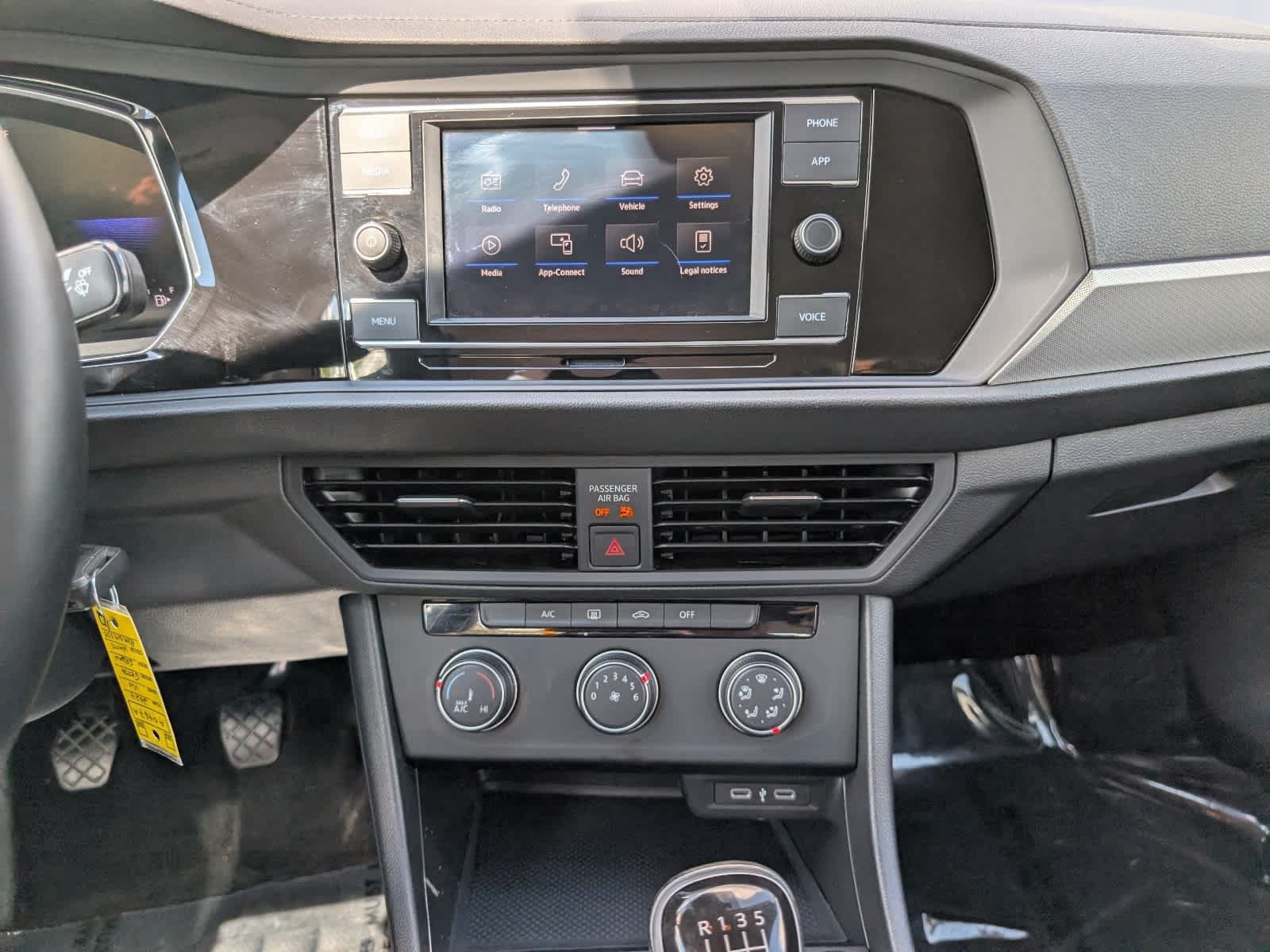 Used 2024 Volkswagen Jetta S FWD image 17