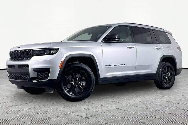 Used 2025 Jeep Grand Cherokee L Altitude