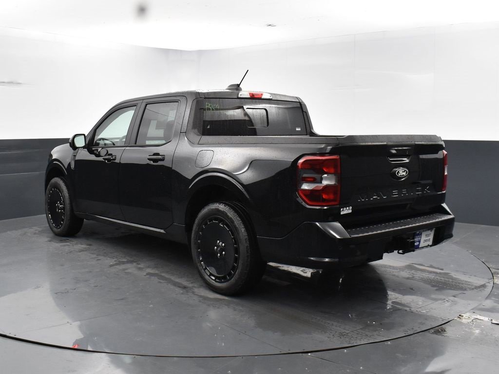 New 2025 Ford Maverick Lobo image 8
