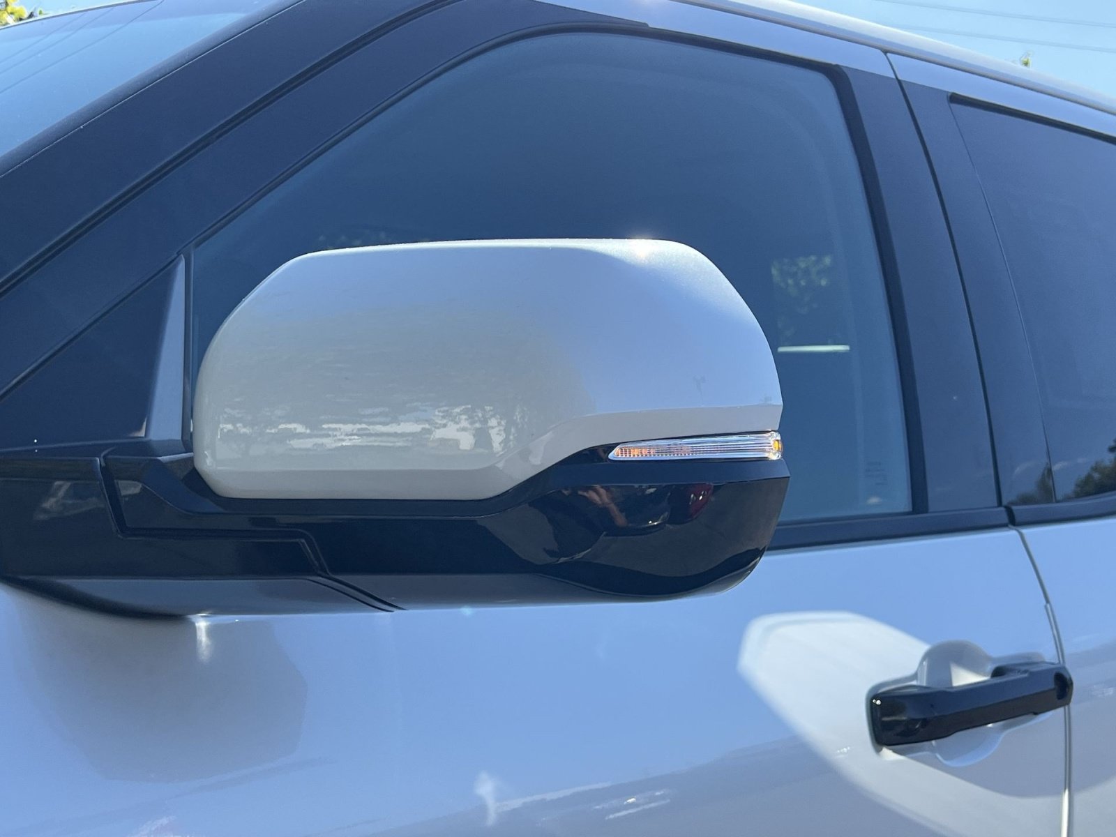 Used 2023 Toyota Tundra Limited AWD/4WD image 29