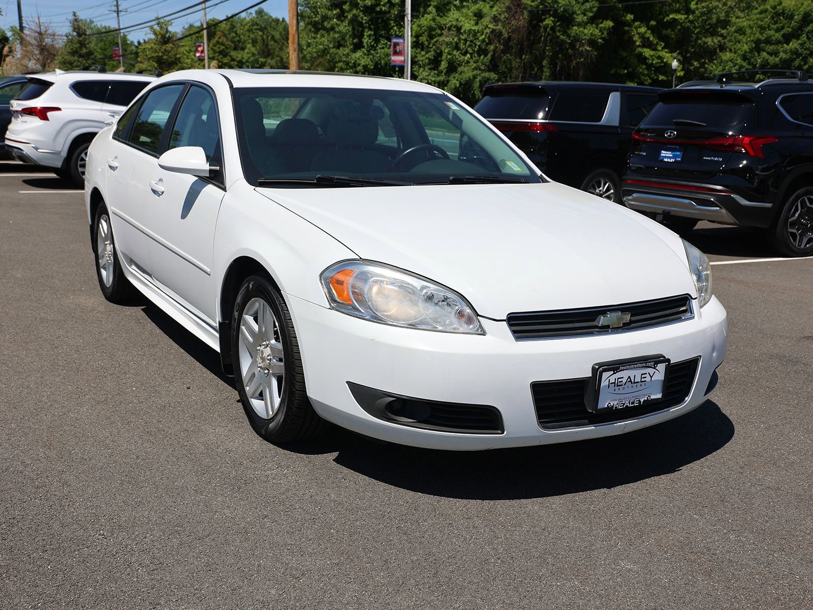 Used 2010 Chevrolet Impala LT w/ Luxury Edition Package FWD image 1