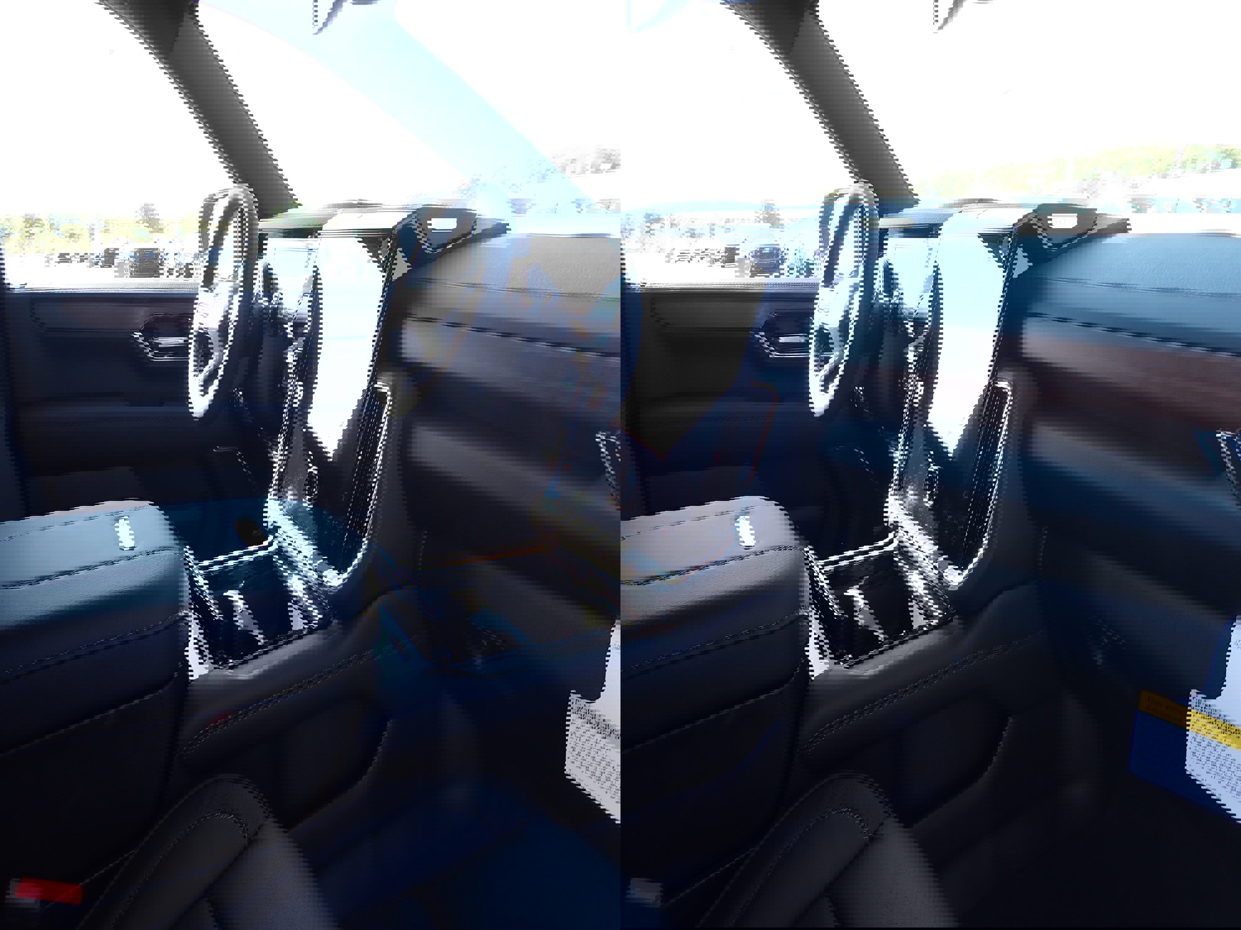 New 2026 GMC Yukon Denali w/ Sun & Power Step Package image 17