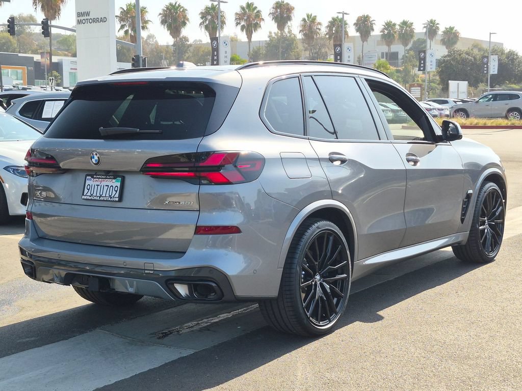 Used 2026 BMW X5 xDrive40i w/ M Sport Package AWD/4WD image 6