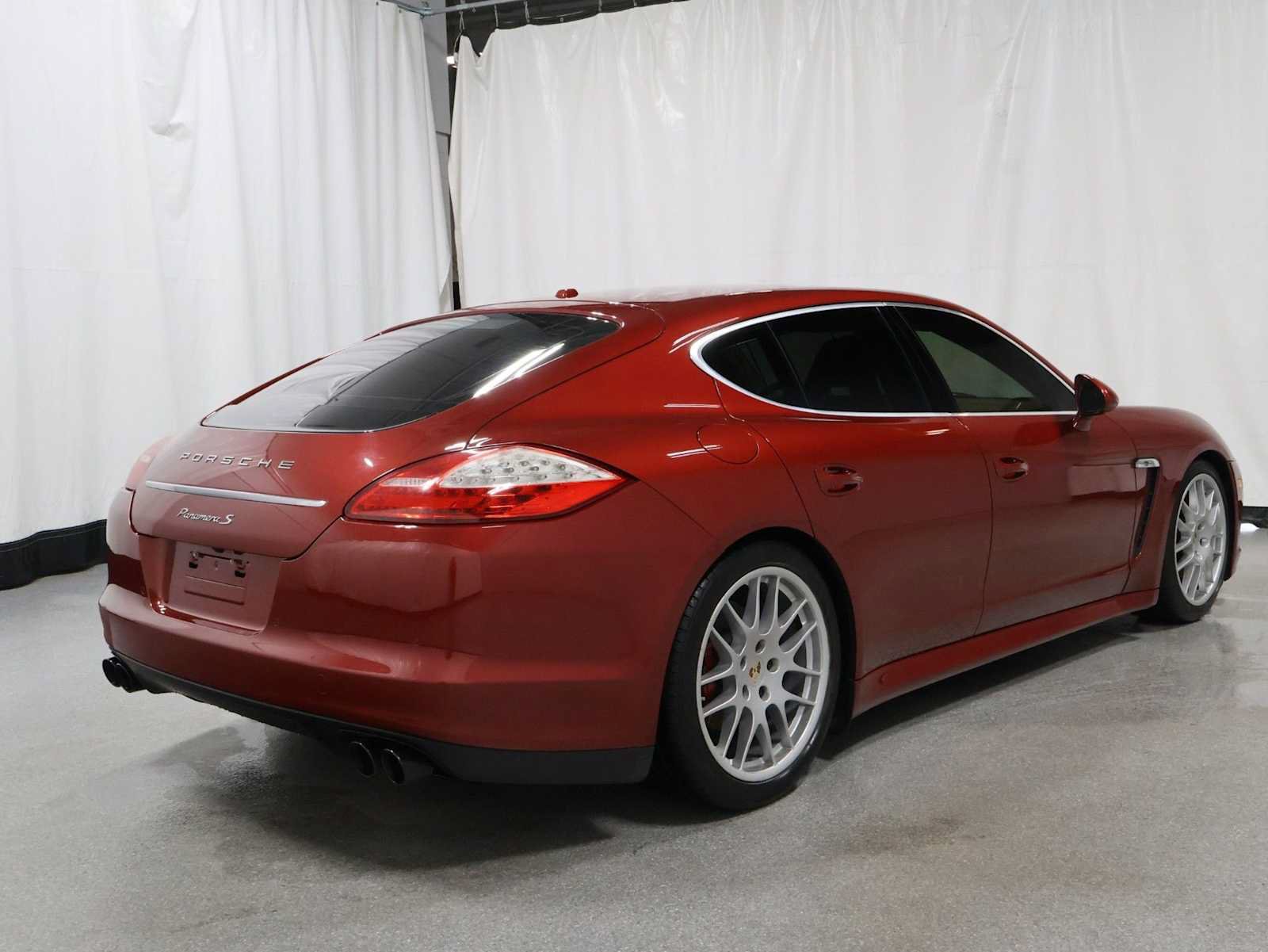 Used 2012 Porsche Panamera S RWD image 9