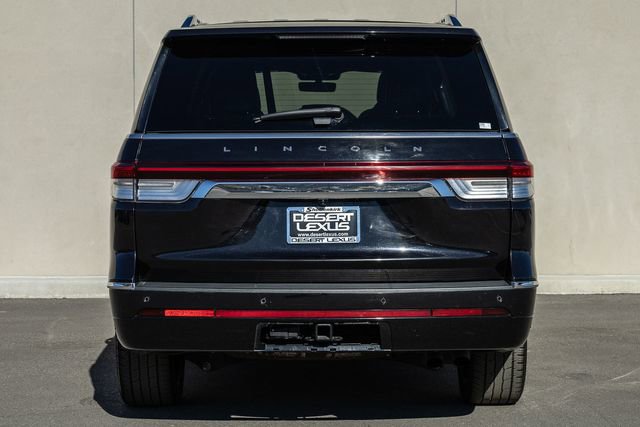 Used 2024 Lincoln Navigator Reserve AWD/4WD image 4