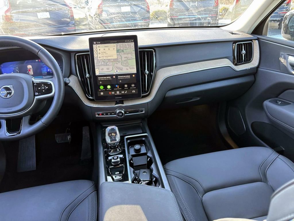 New 2026 Volvo XC60 B5 Plus w/ Protection Package Premier image 30