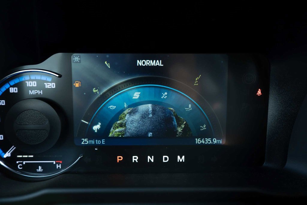 Used 2023 Ford Bronco Heritage Edition image 28