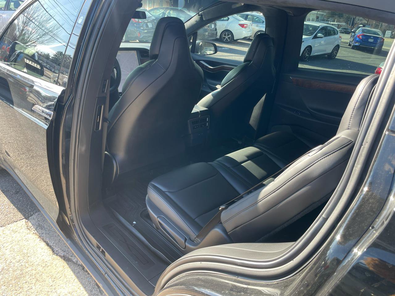 Used 2019 Tesla Model X 100D image 25