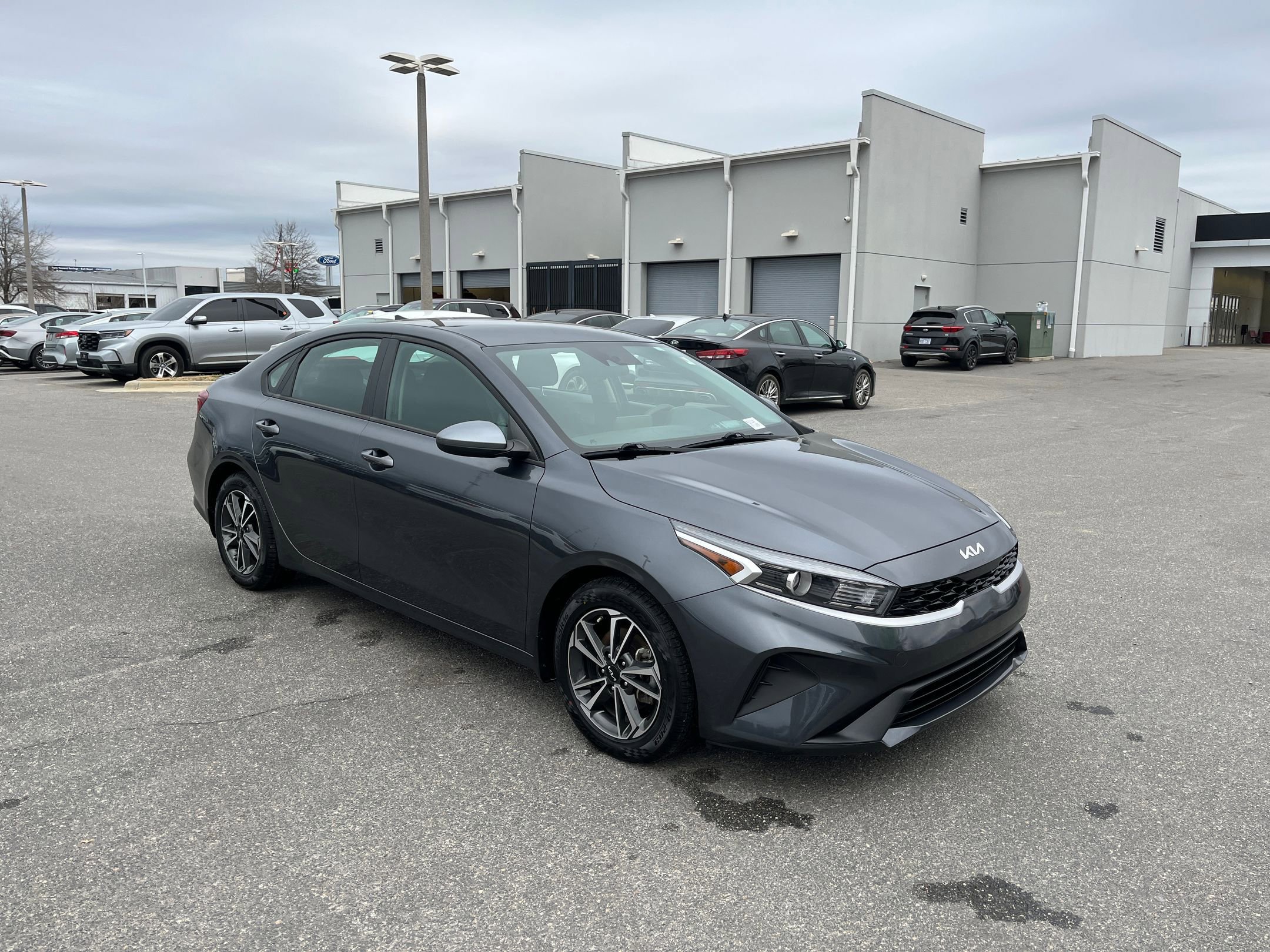 Used 2023 Kia Forte LXS image 11