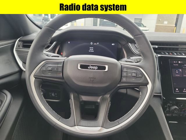 Used 2023 Jeep Grand Cherokee Altitude image 10