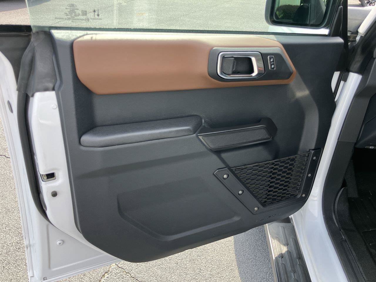 Used 2024 Ford Bronco Outer Banks AWD/4WD image 15