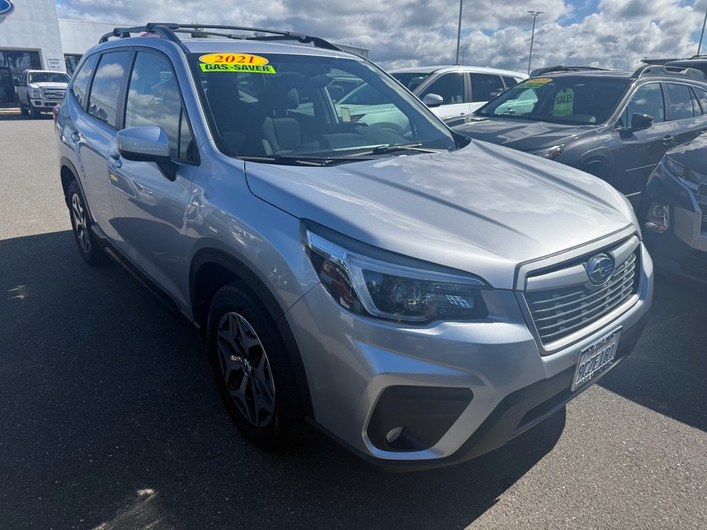 Used 2021 Subaru Forester Premium w/ Popular Package #1 AWD/4WD image 3