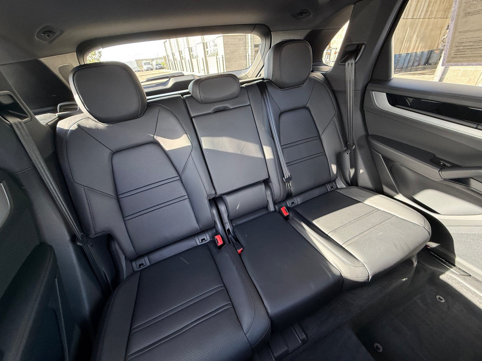 Used 2026 Porsche Cayenne S AWD/4WD image 18