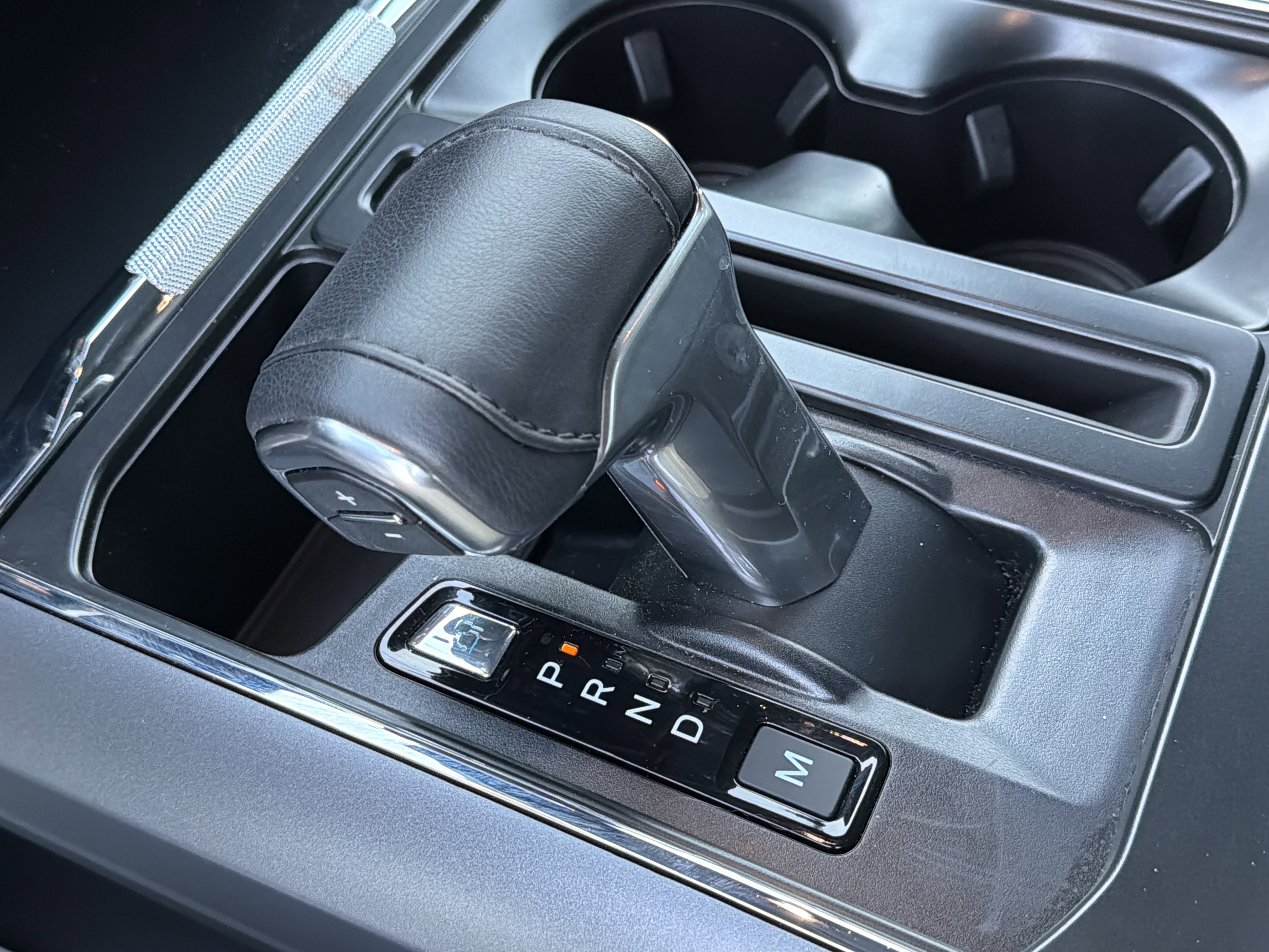 Used 2025 Ford F150 Lariat w/ Equipment Group 501A Mid image 33