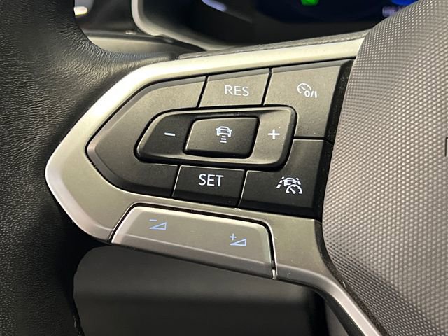 Certified 2025 Volkswagen Jetta SEL image 20