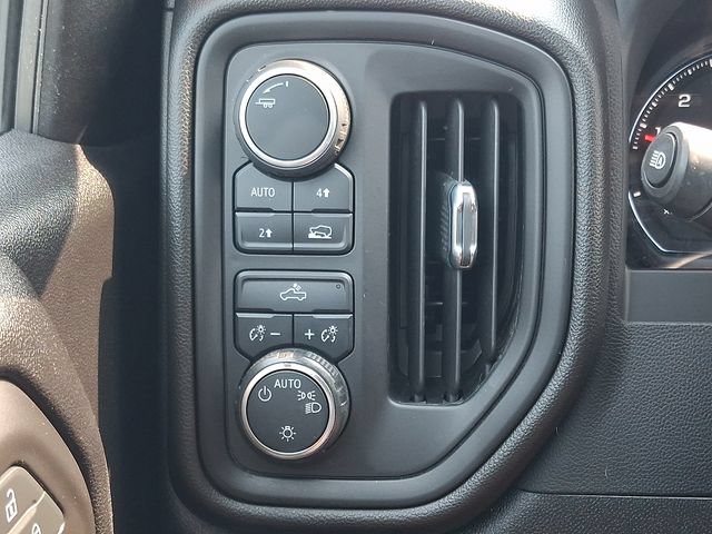 Used 2022 Chevrolet Silverado 1500 Custom w/ LPO, Dark Essentials Package AWD/4WD image 21