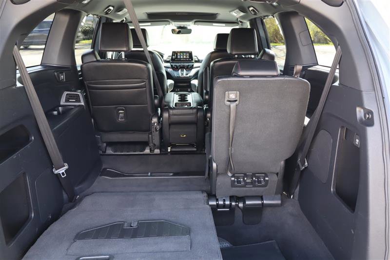 Used 2025 Honda Odyssey Sport-L image 33