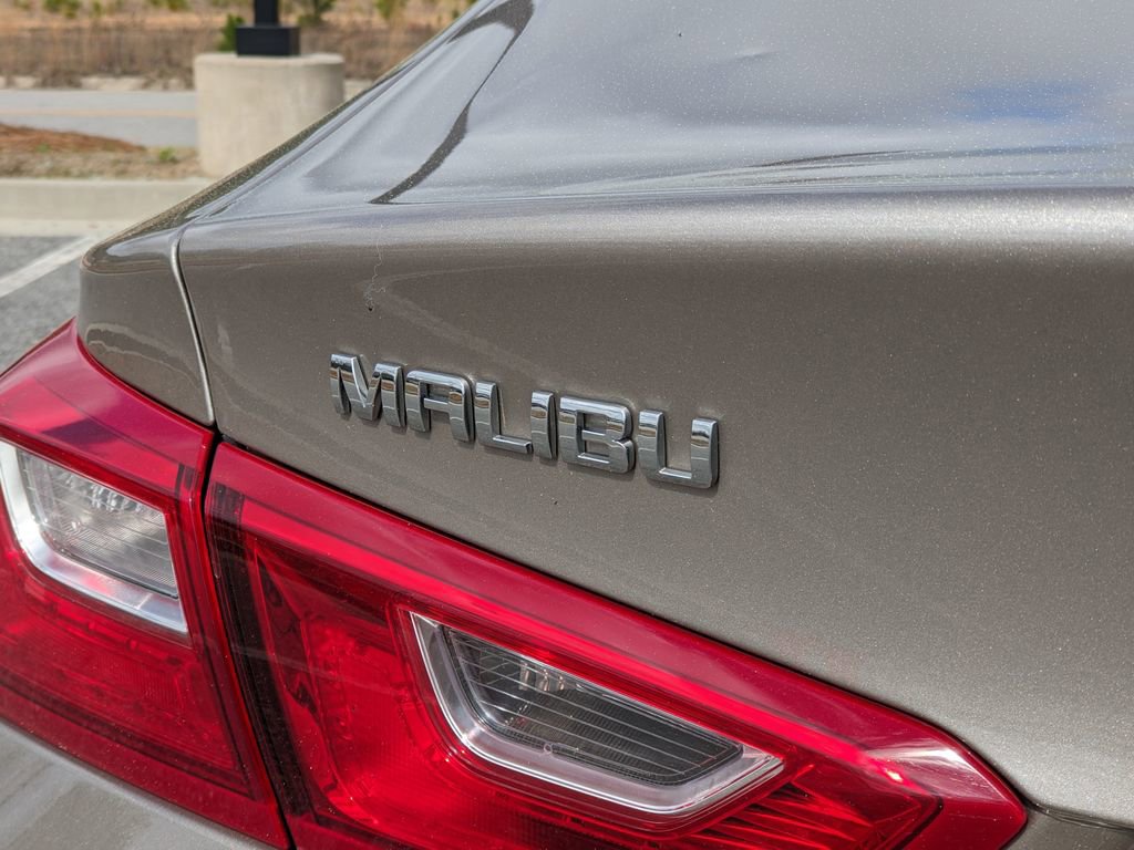 Used 2025 Chevrolet Malibu LT image 19