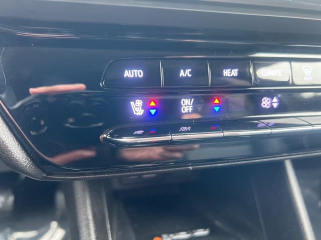 Used 2022 Chevrolet Bolt EUV LT w/ Convenience Package image 23