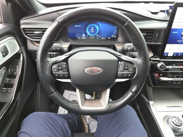 Used 2021 Ford Explorer Platinum w/ Equipment Group 601A image 57