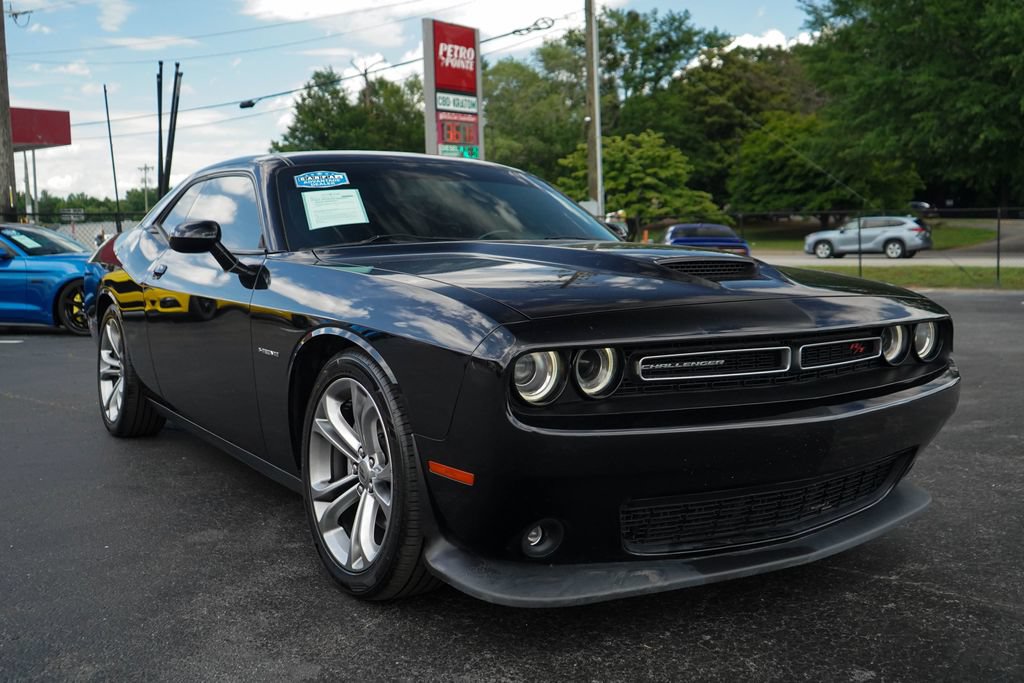 Used 2022 Dodge Challenger R/T RWD image 36