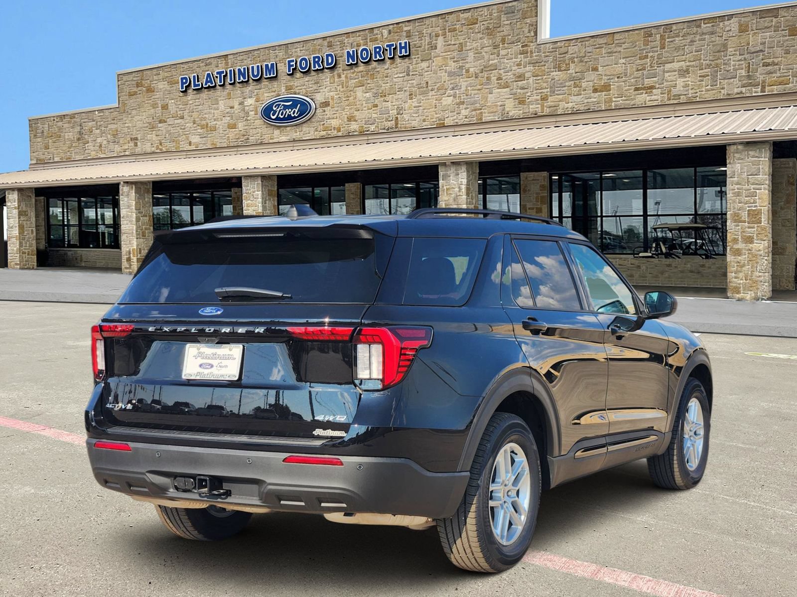 New 2026 Ford Explorer Active AWD/4WD image 5