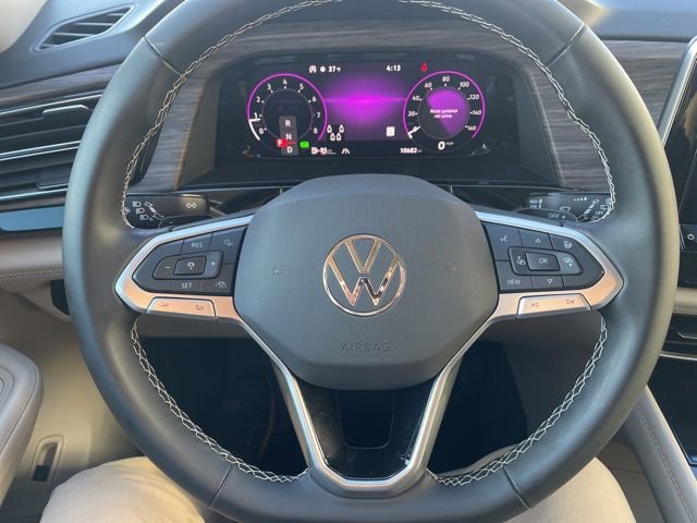 Certified 2025 Volkswagen Atlas SEL image 16