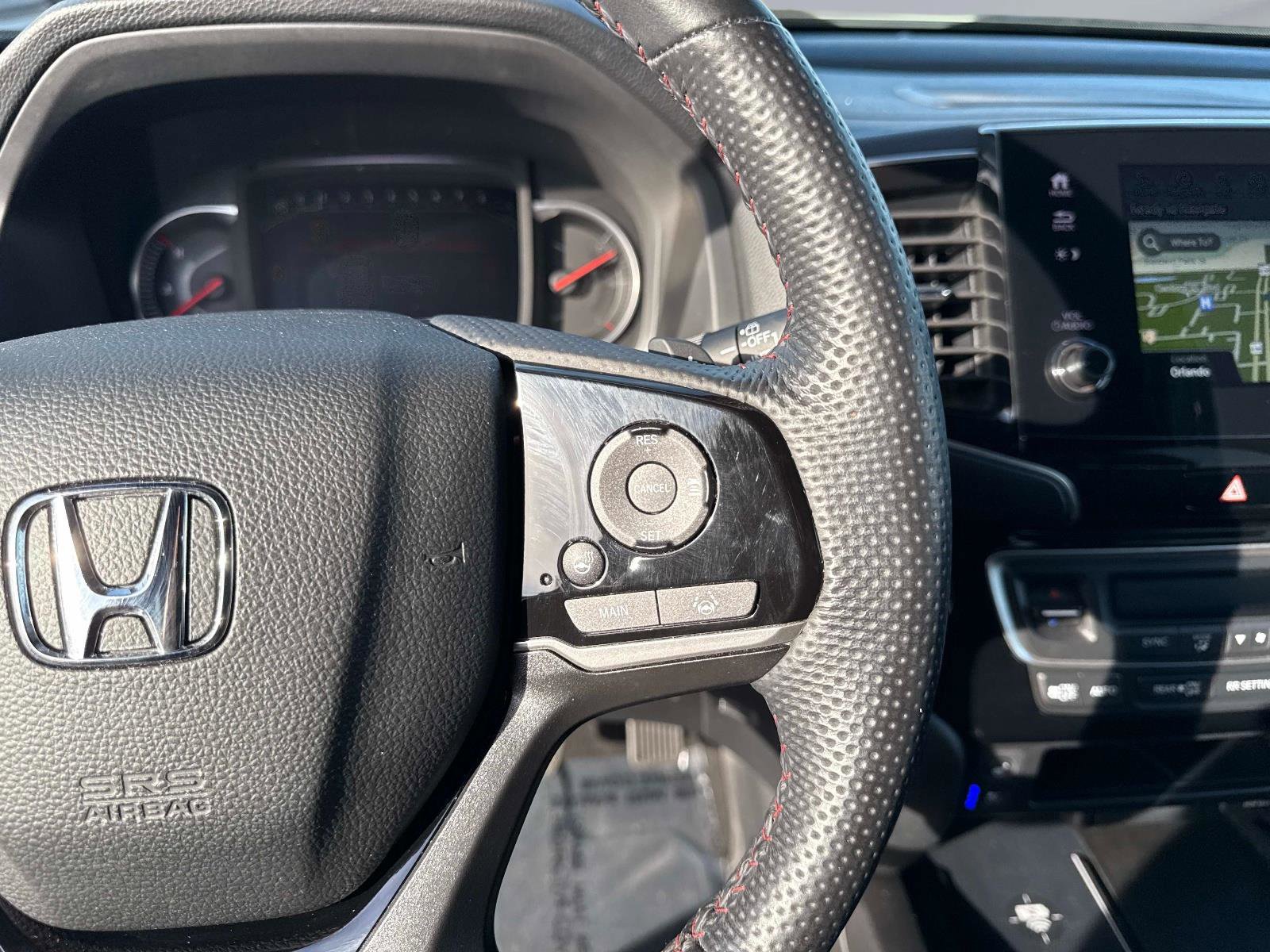 Certified 2025 Honda Passport Black Edition image 32