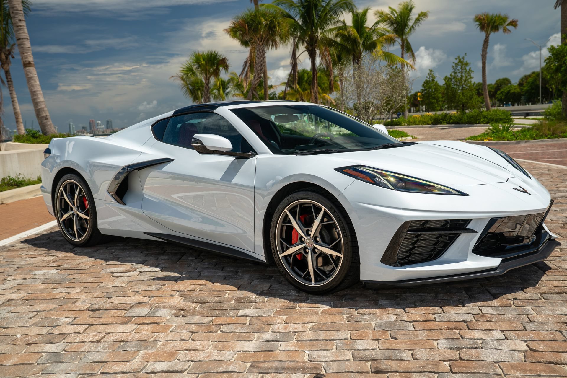 Used 2022 Chevrolet Corvette Stingray Coupe w/ Engine Appearance Package RWD image 15