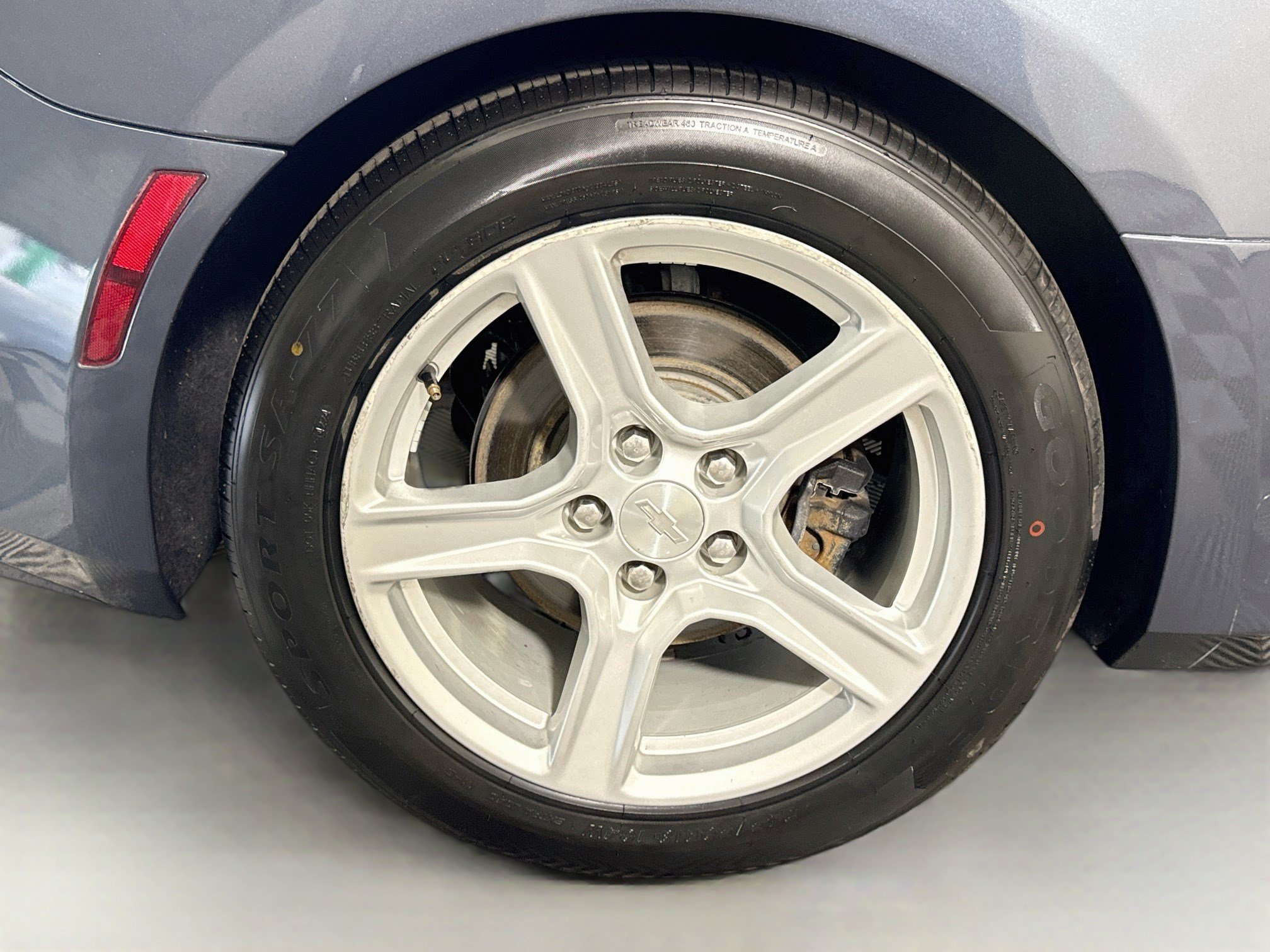 Used 2020 Chevrolet Camaro LT RWD image 31