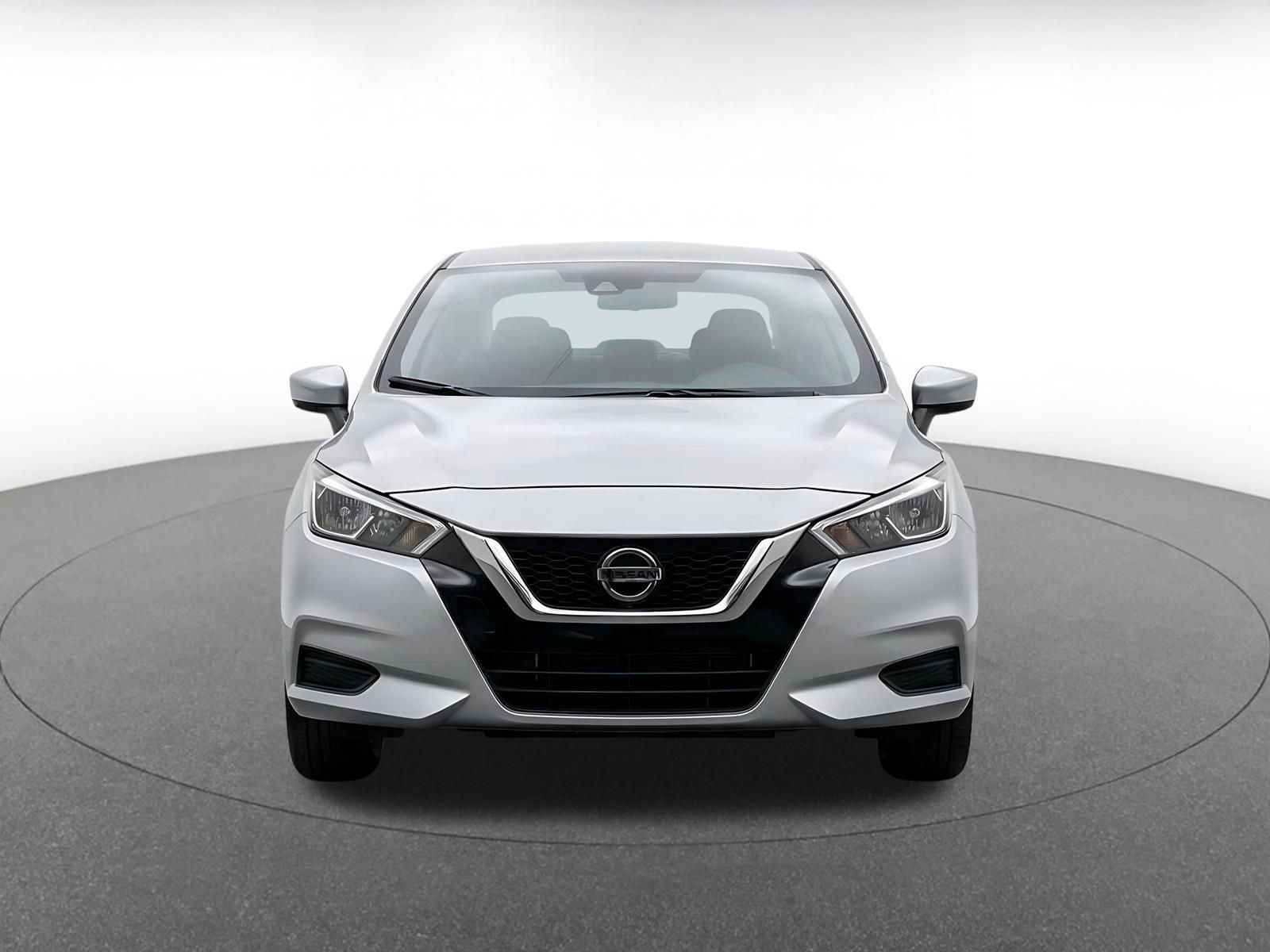 Used 2025 Nissan Versa SV FWD video 2