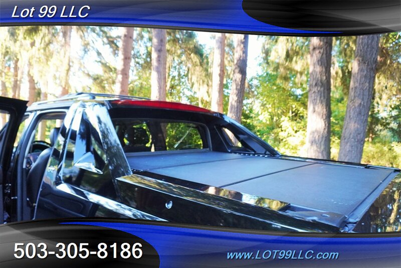 Used 2012 Chevrolet Avalanche LTZ AWD/4WD image 17
