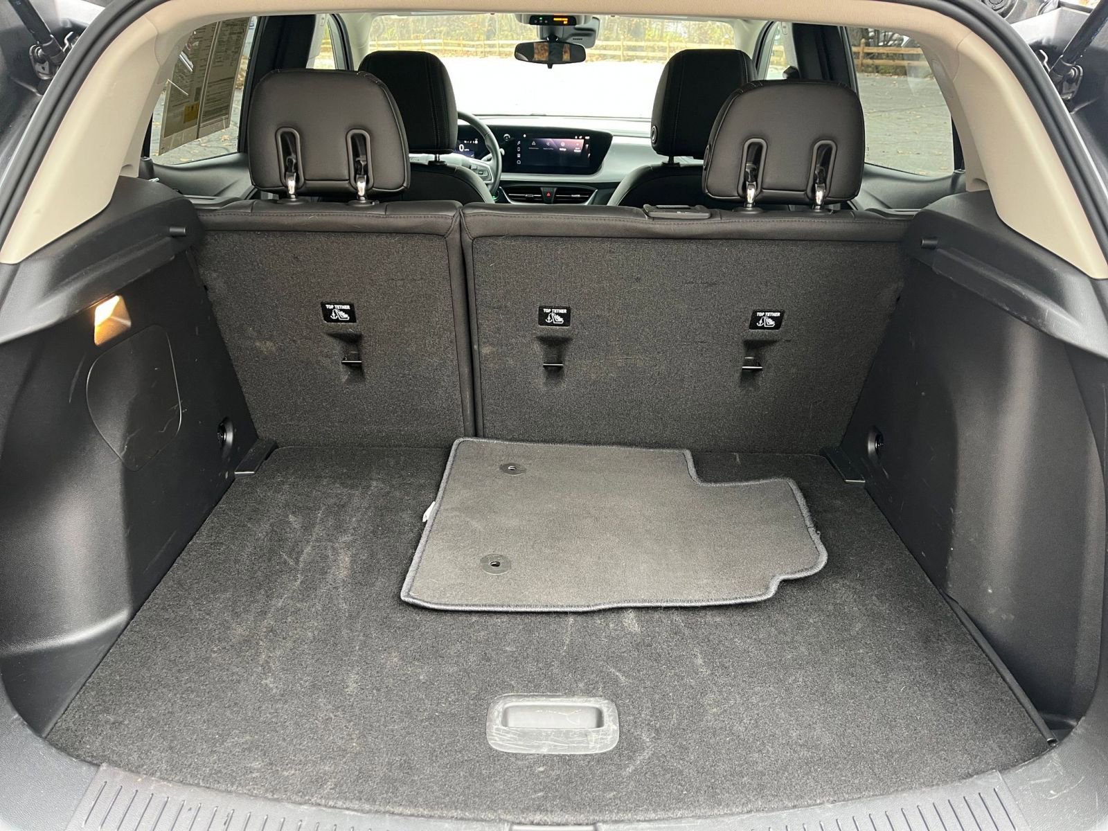 Used 2025 Buick Encore GX Preferred image 24