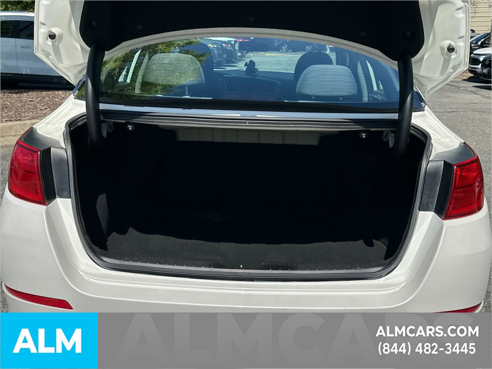 Used 2015 Kia Optima LX FWD image 36