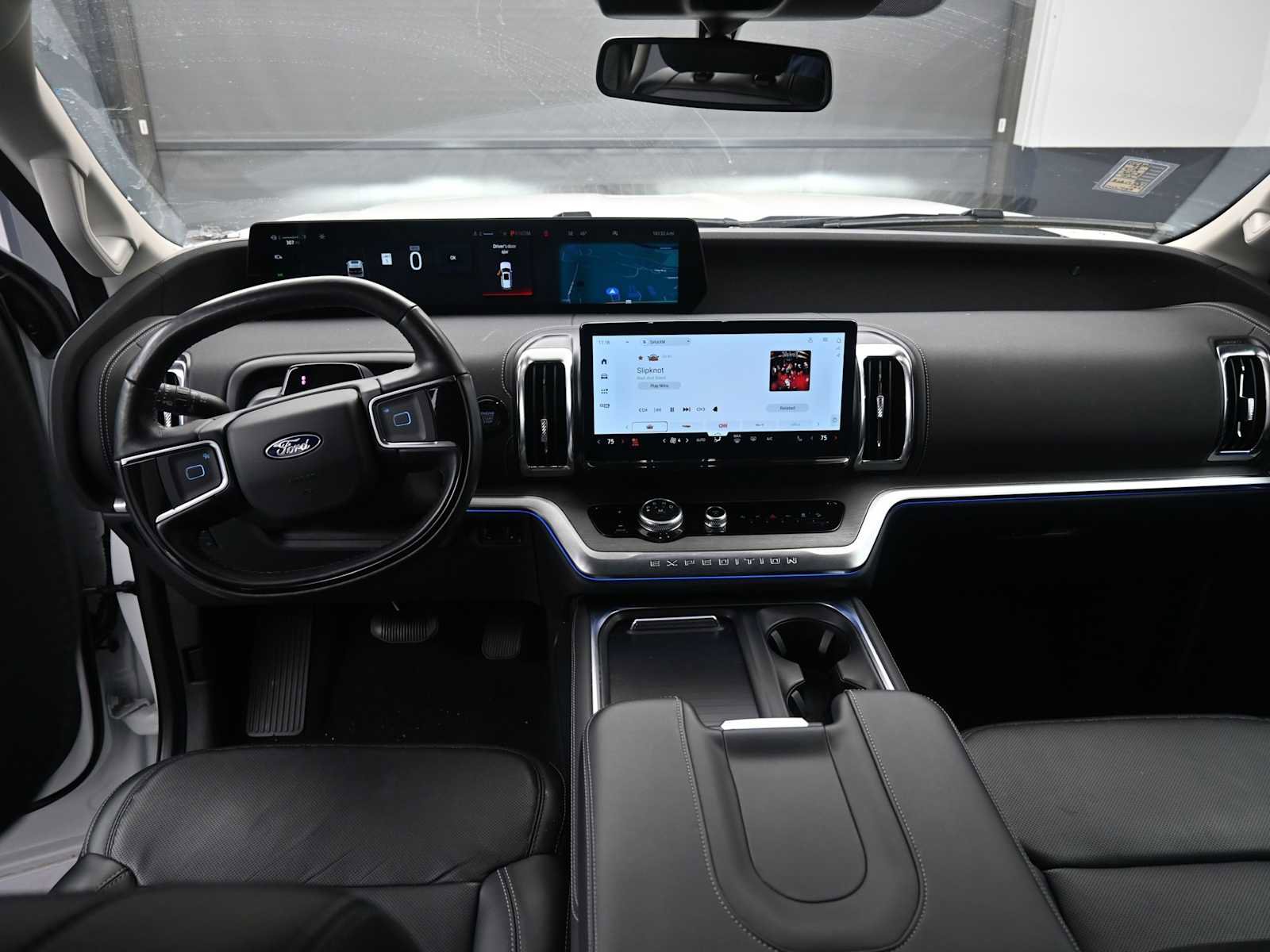 Used 2025 Ford Expedition Max Platinum AWD/4WD image 18