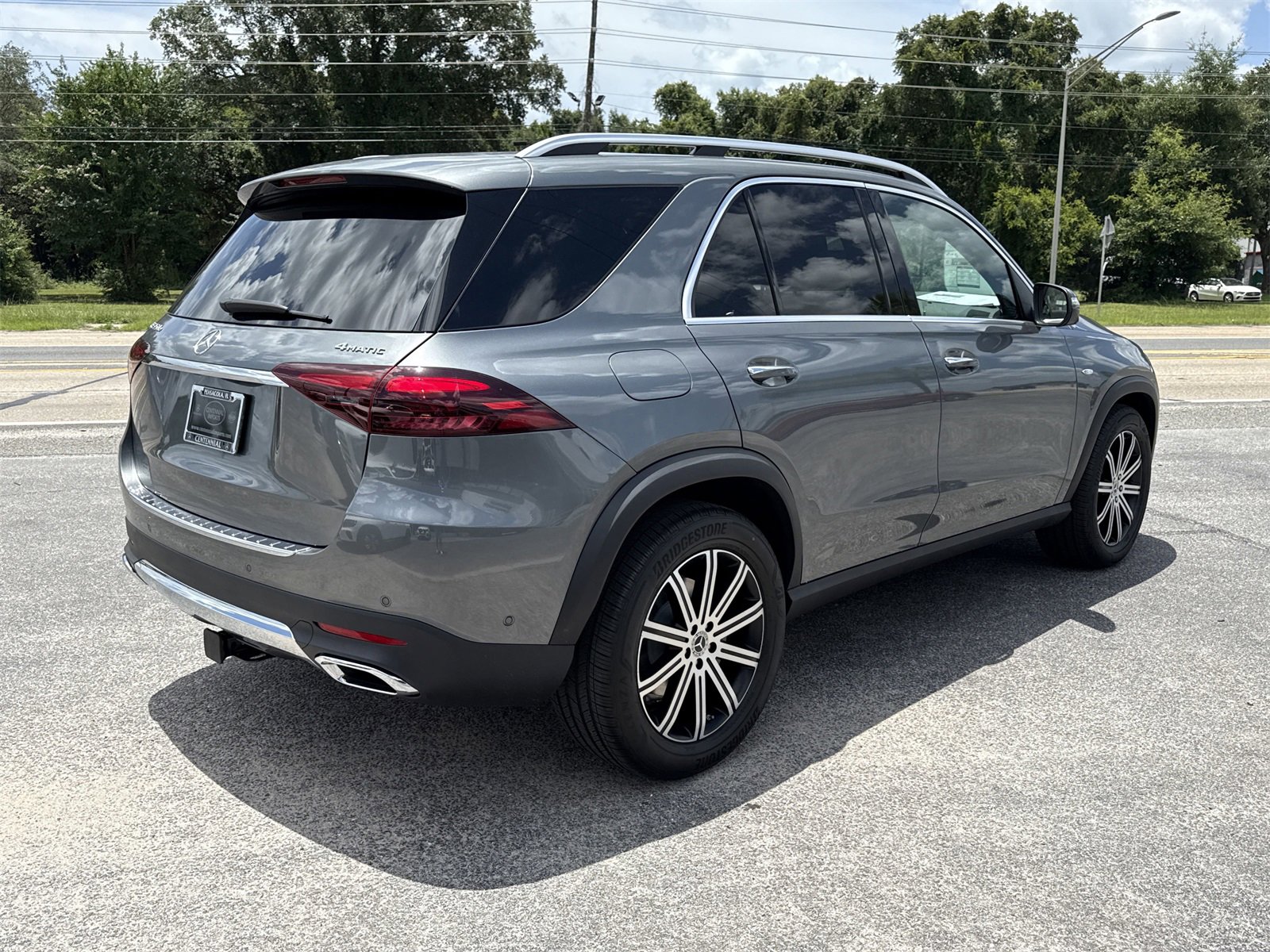 New 2025 Mercedes-Benz GLE 450e 4MATIC image 5