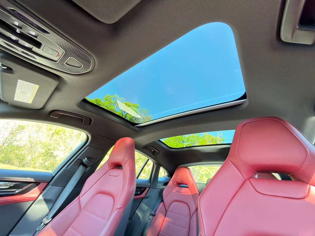 Certified 2026 Porsche Panamera 4 AWD/4WD image 16