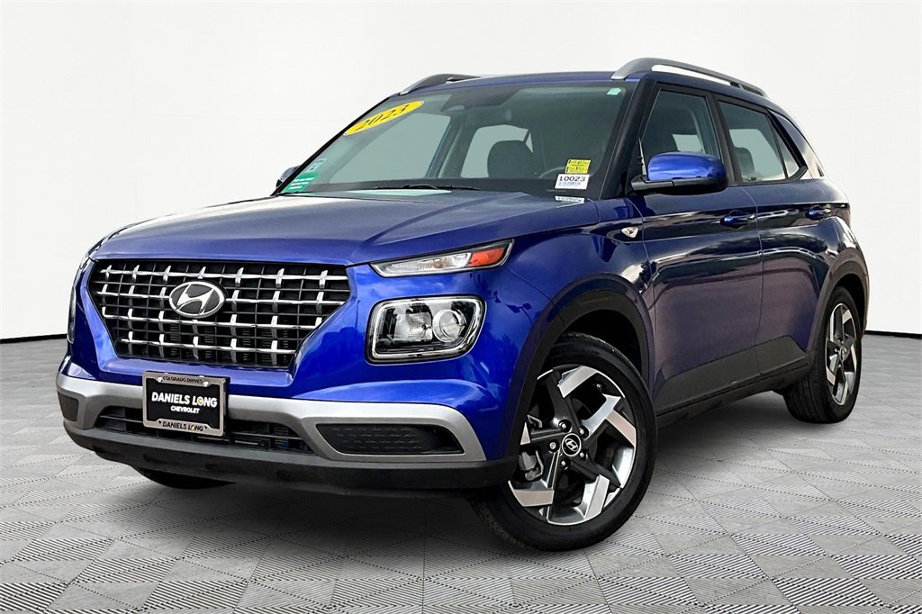 Used 2023 Hyundai Venue SEL w/ Cargo Package