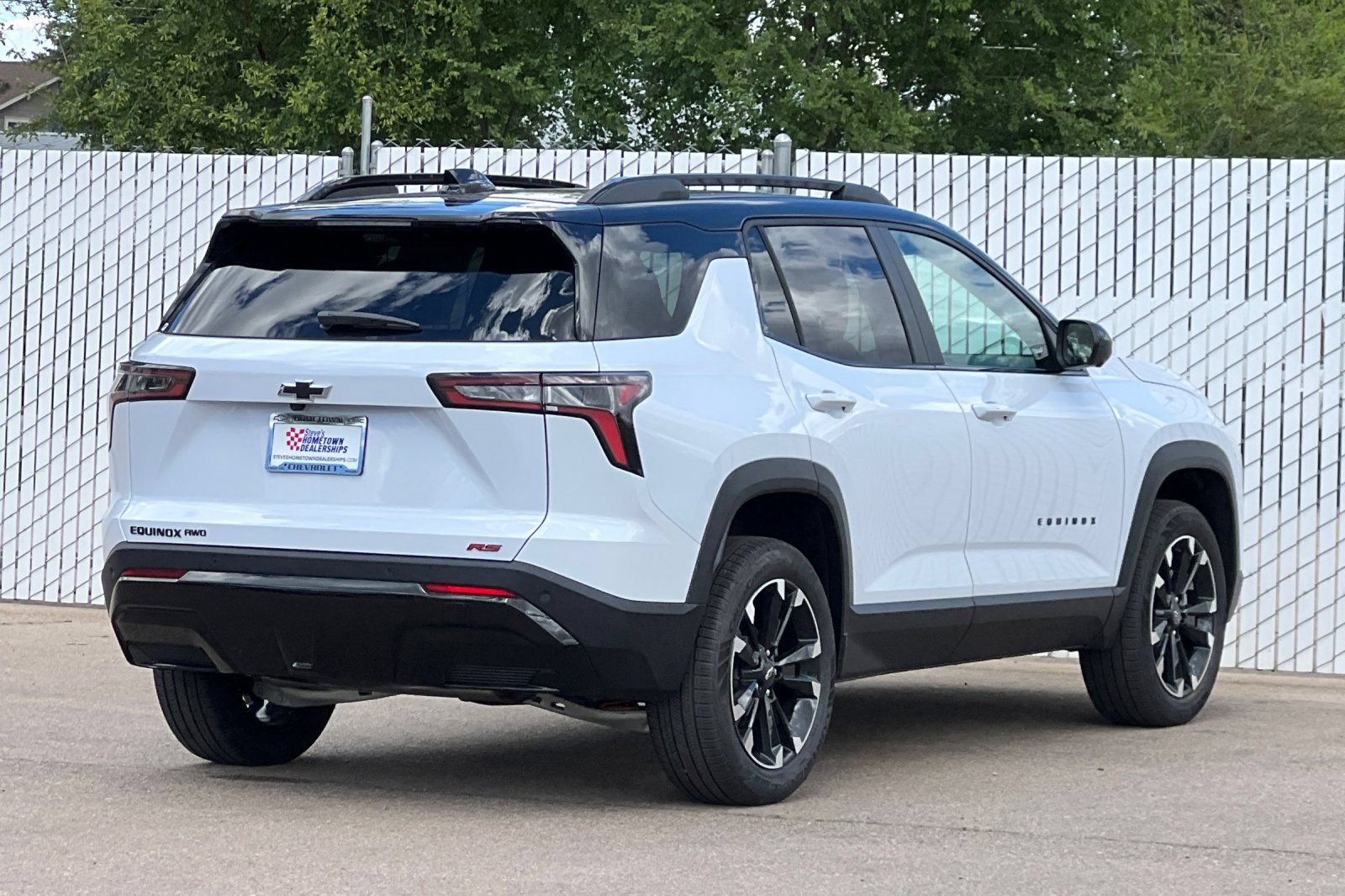 New 2026 Chevrolet Equinox RS w/ Safety and Technology Package AWD/4WD image 4