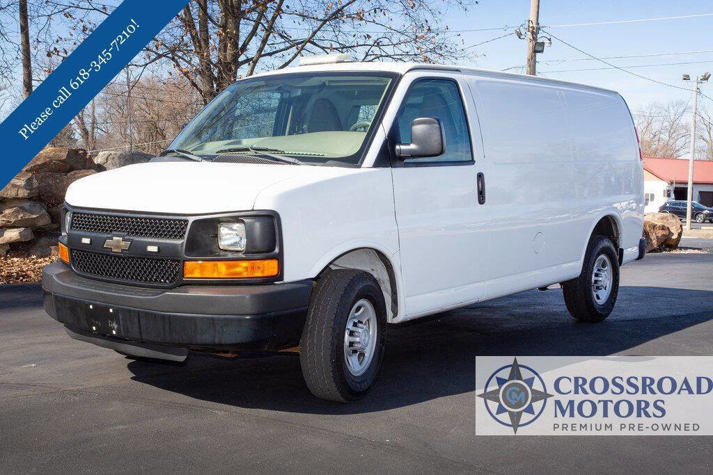 Used 2016 Chevrolet Express 2500 RWD image 1
