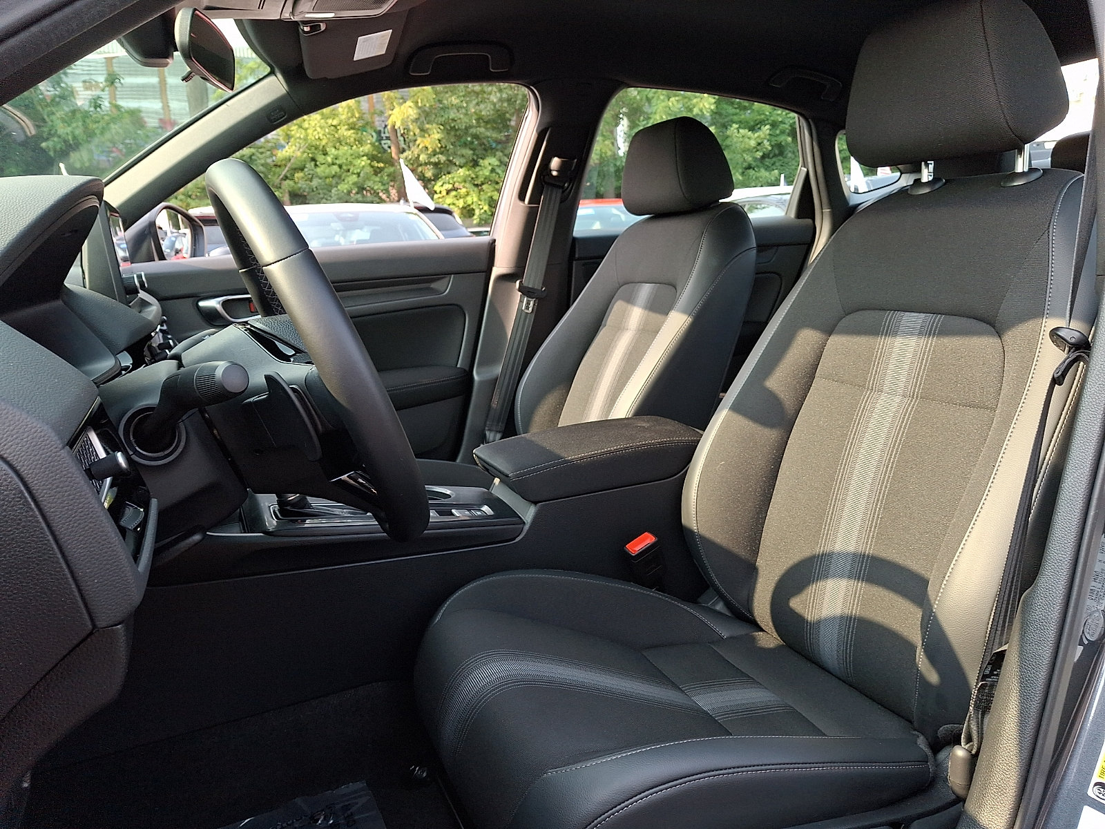 Used 2023 Honda Civic Sport image 12