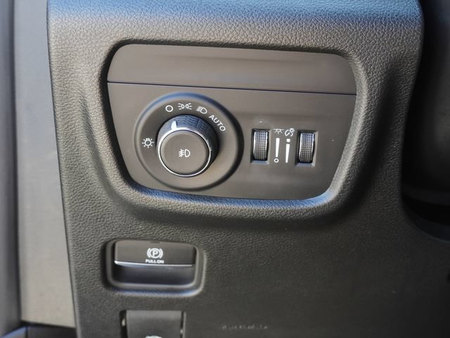Certified 2026 Jeep Grand Cherokee L Limited AWD/4WD image 23