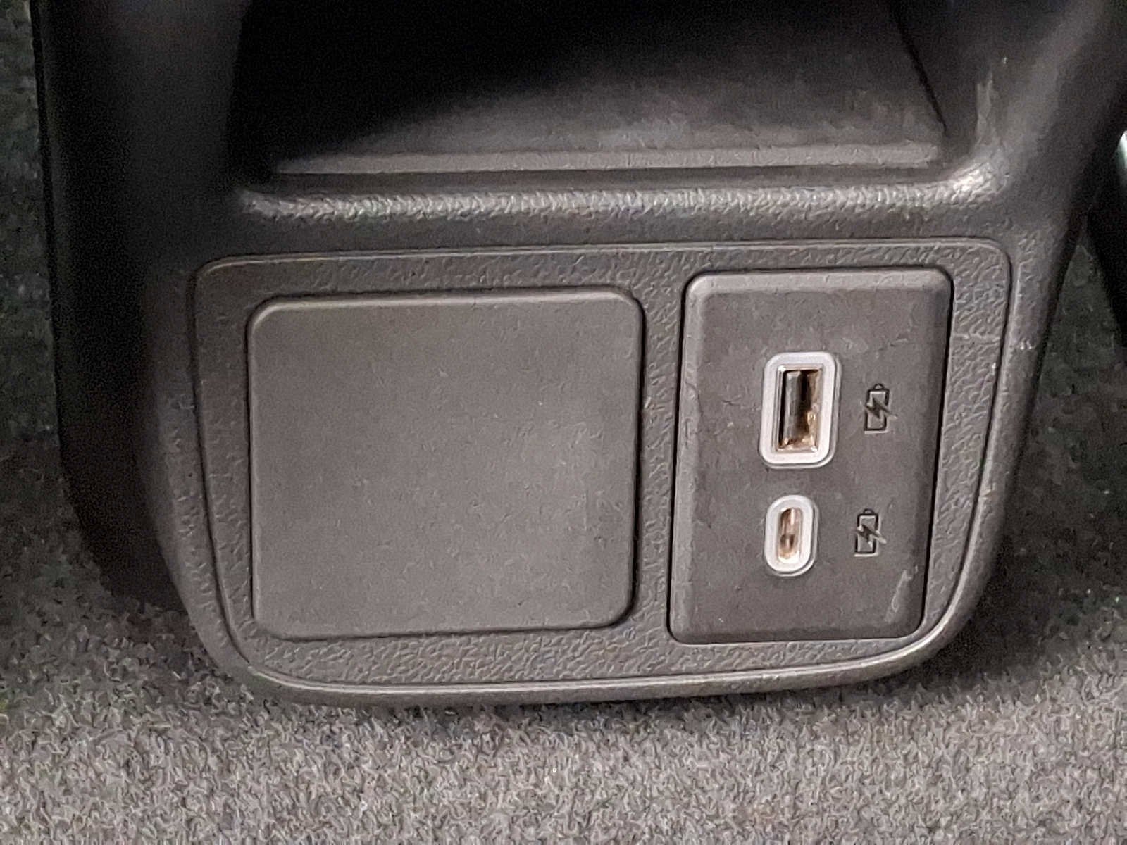 Used 2024 Buick Encore GX Sport Touring image 11