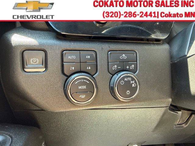 Used 2023 Chevrolet Silverado 1500 LT w/ Z71 Off-Road Package AWD/4WD image 19